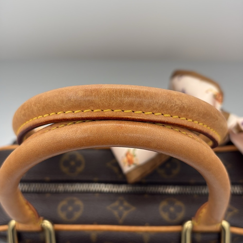 EUC Louis Vuitton Manhattan PM Monogram 👜 handbag with lock and key #314 - Picture 7 of 16